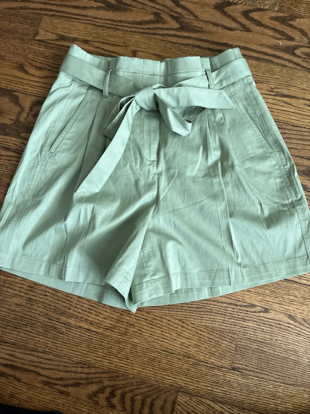 NWT J Crew High Waisted Paper Bag Shorts GREEN size 6